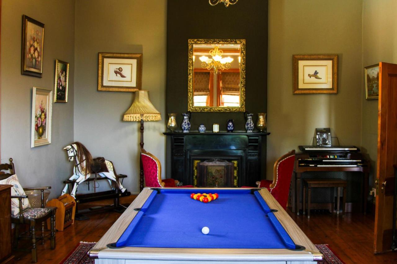 Betty'S Boutique Hotel Мозел Бей Екстериор снимка