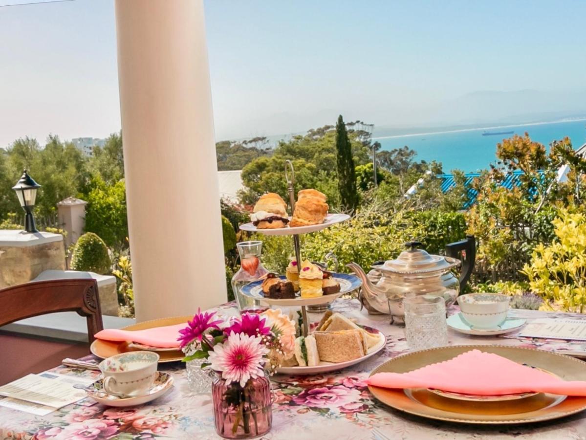 Betty'S Boutique Hotel Мозел Бей Екстериор снимка