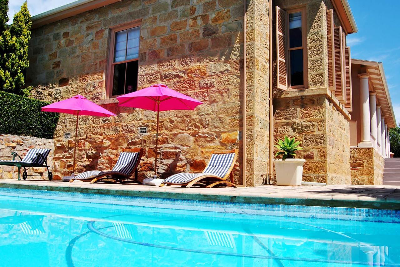 Betty'S Boutique Hotel Мозел Бей Екстериор снимка