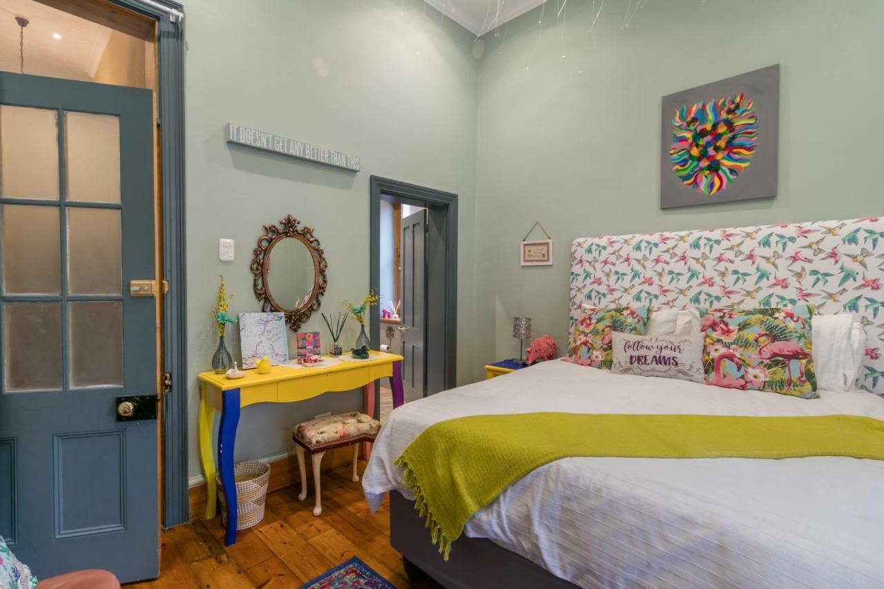 Betty'S Boutique Hotel Мозел Бей Екстериор снимка