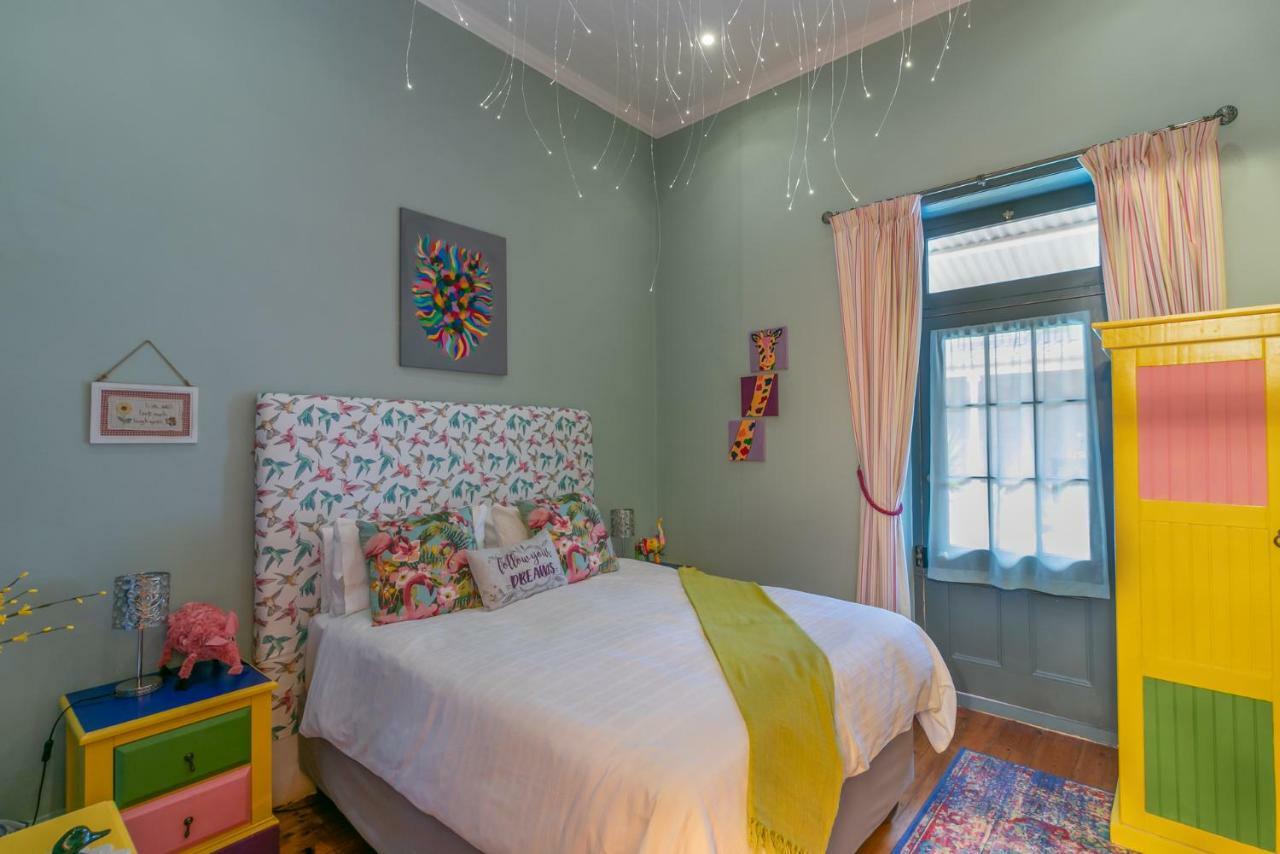 Betty'S Boutique Hotel Мозел Бей Екстериор снимка