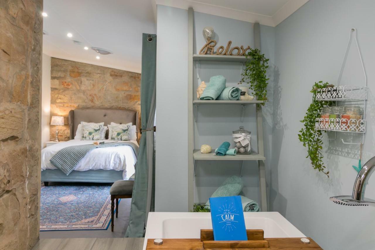 Betty'S Boutique Hotel Мозел Бей Екстериор снимка